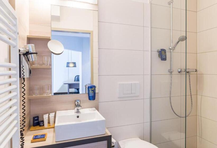 Family Suite, Park Inn By Radisson Gottingen