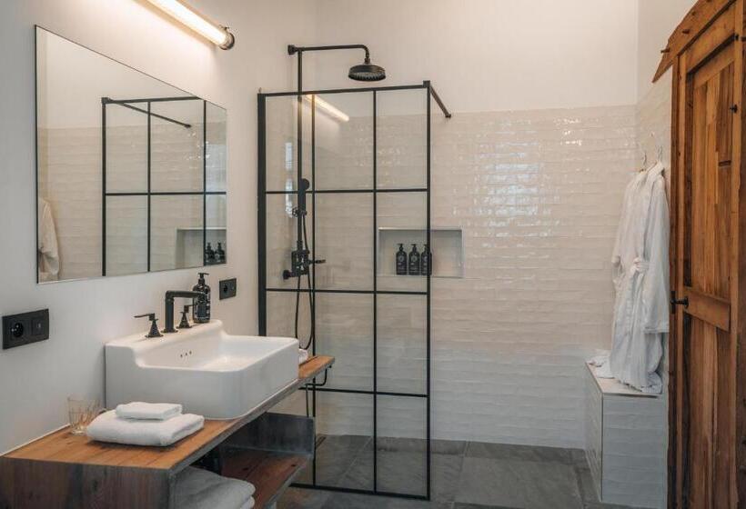 Номер Стандарт, Indrani Lodge