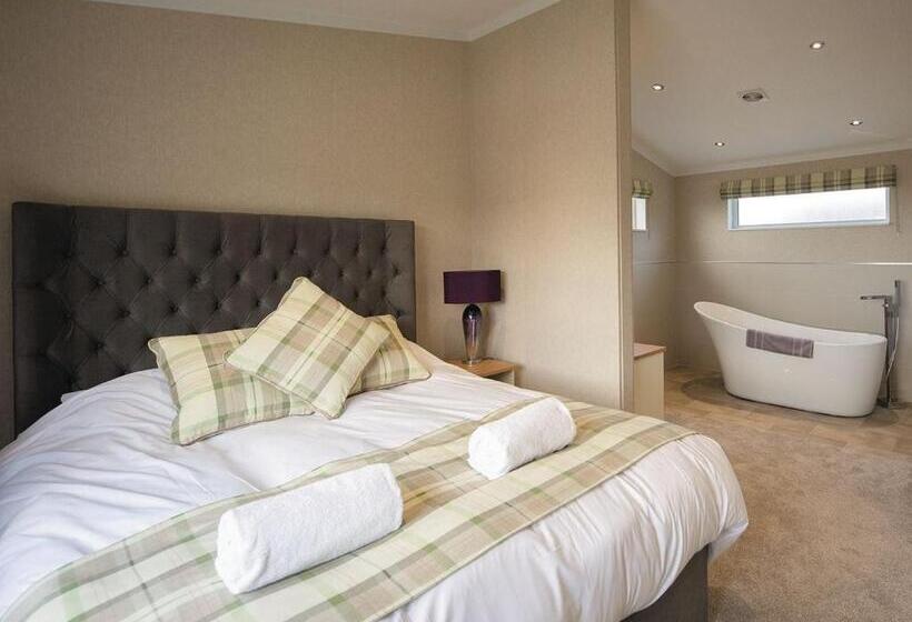 Дом 1 Спальня, Athelington Hall Farm Lodges