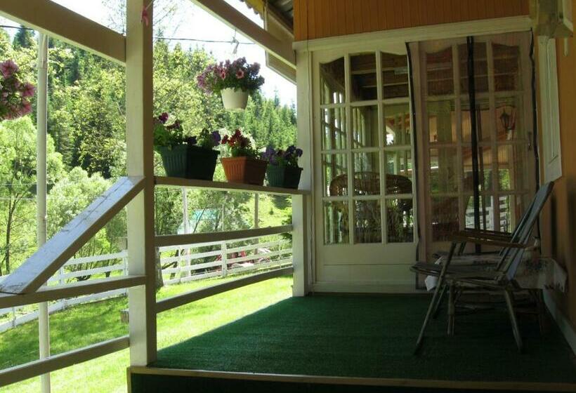 Номер Стандарт с Террасой, Podina Guest House