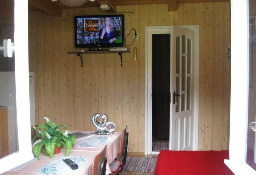 Апартаменты 2 Спальни, Podina Guest House