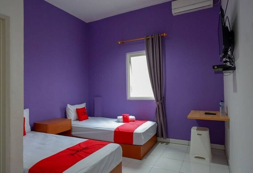 Номер Стандарт, Reddoorz Near Alun Alun Kaliwungu Kendal