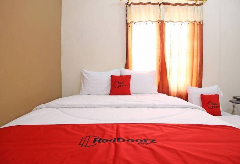 Семейный Номер, Reddoorz @ Palagan 3