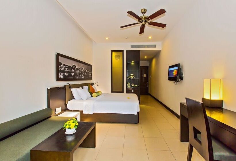 اتاق کلاسیک, Hoi An Historic