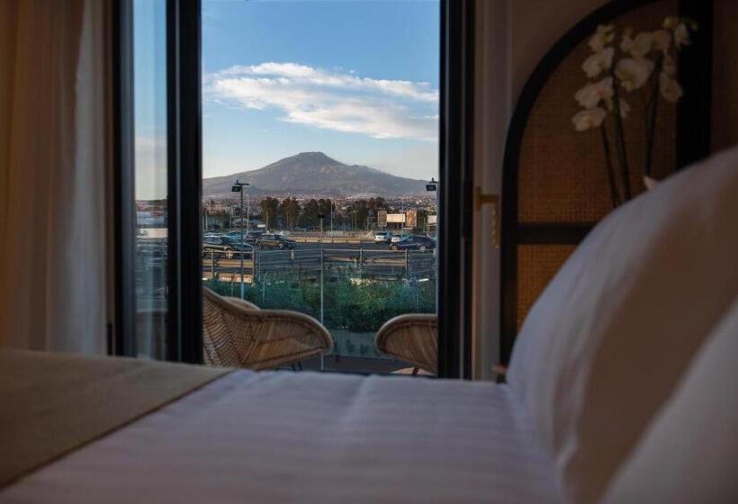Номер Deluxe с Балконом, Magnolia Boutique Rooms