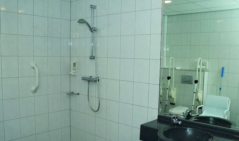 장애인을 위한 스탠다드 룸, Fletcher Hotel Steenwijk