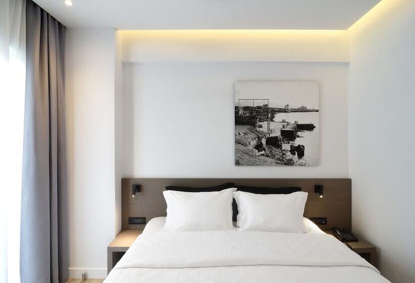 标准间, Poseidon Athens