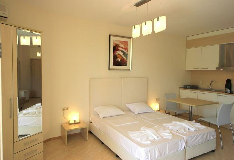 Студия Классика, Menada Grand Resort Apartments