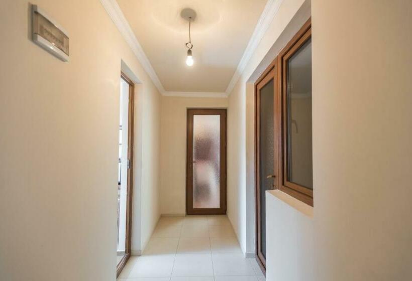 اتاق استاندارد با سرویس بهداشتی مشترک, Guesthouse Gorgasali 57