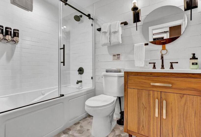 Номер Стандарт с Террасой, Chimney Hill Estate Inn