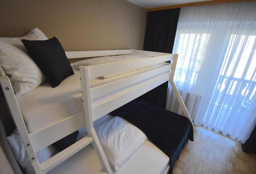 اتاق لوکس با بالکن, Rooms & Amoria Spa For Adults Only   Hotel Jägerhof Wörthersee