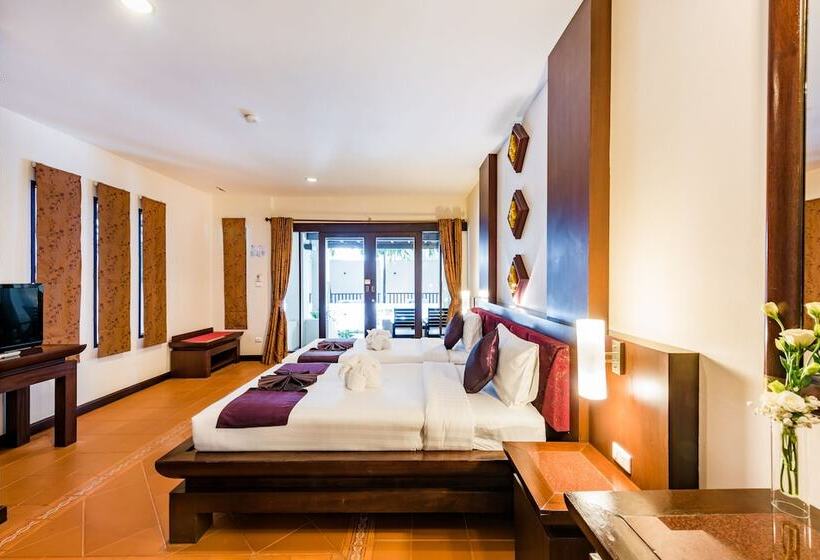 Deluxe Bungalow, Duangjitt Resort, Phuket