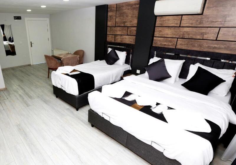 غرفة قياسية لذوى الاحتياجات الخاصة, Holiday Inn Athens Attica Av, Airport W., An Ihg