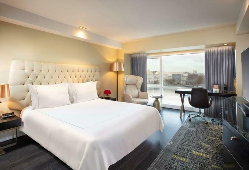 行政房间, Park Plaza London Riverbank