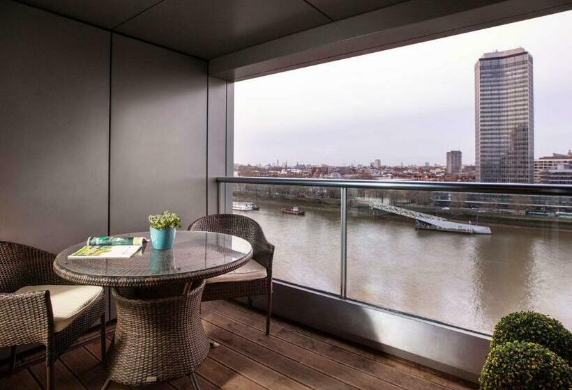 带河湖景观的套房, Park Plaza London Riverbank