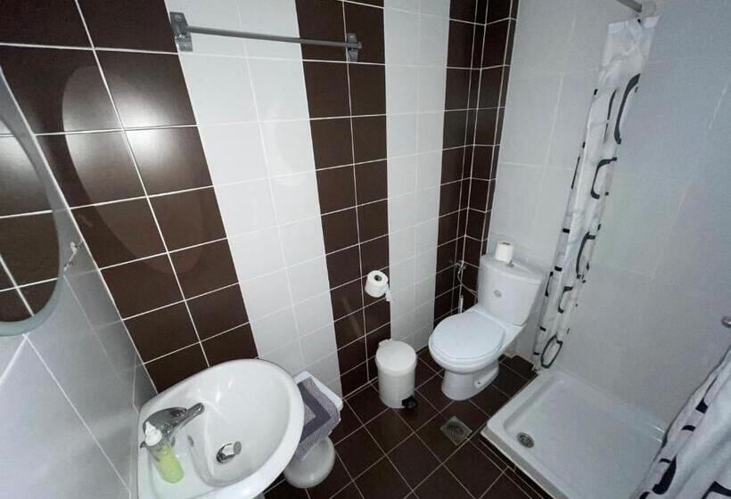 Номер Стандарт Трехместный, Pighi