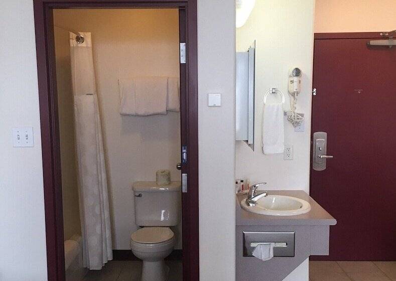 Номер Стандарт 2 Двуспальные Кровати, Almada Inn