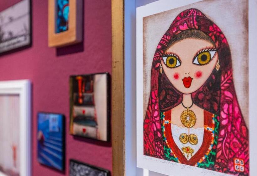 استودیو استاندارد با بالکن, Assajè Guestroom