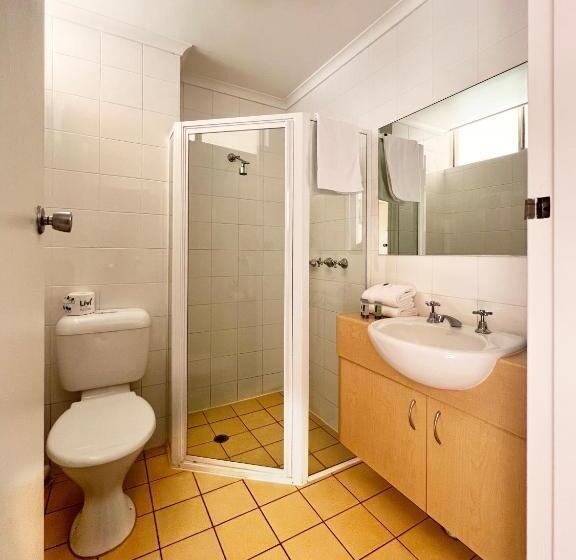 اتاق کلاسیک, Stay At Alice Springs