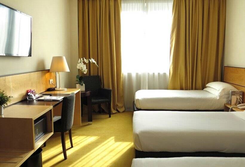 スタンダードトリプルルーム, Best Western Plus Hotel Le Favaglie