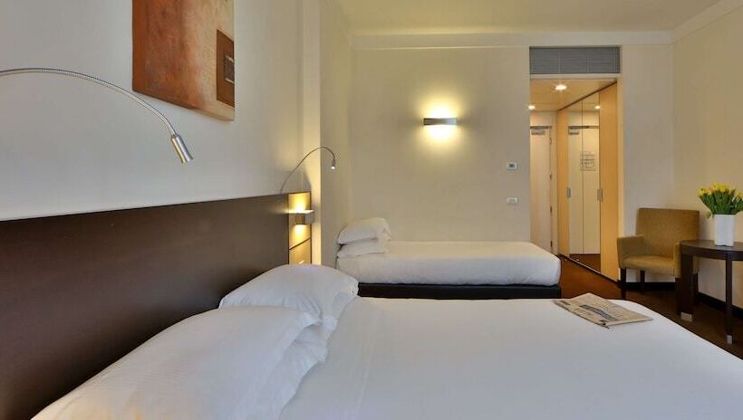 اتاق استاندارد سه نفره, Best Western Plus Hotel Le Favaglie