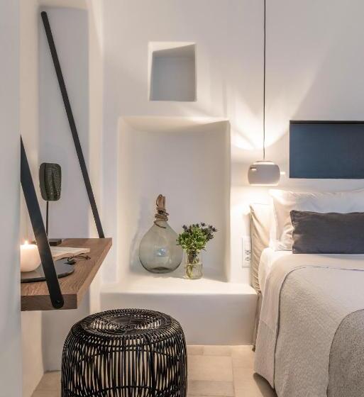 سوئیت جونیور با چشم‌انداز, Porto Fira Suites