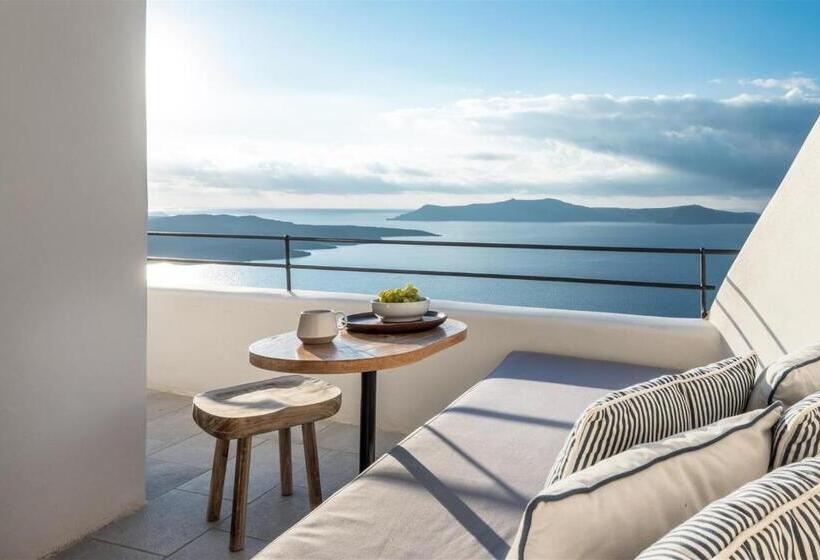 سوئیت جونیور با چشم‌انداز, Porto Fira Suites