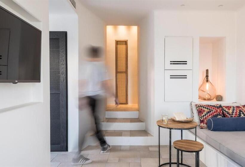 سوئیت سینیور, Porto Fira Suites