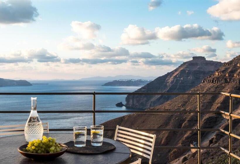 سوئیت سینیور, Porto Fira Suites