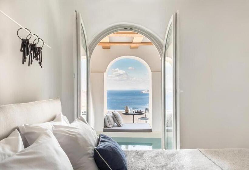 سوئیت با چشم‌انداز, Porto Fira Suites