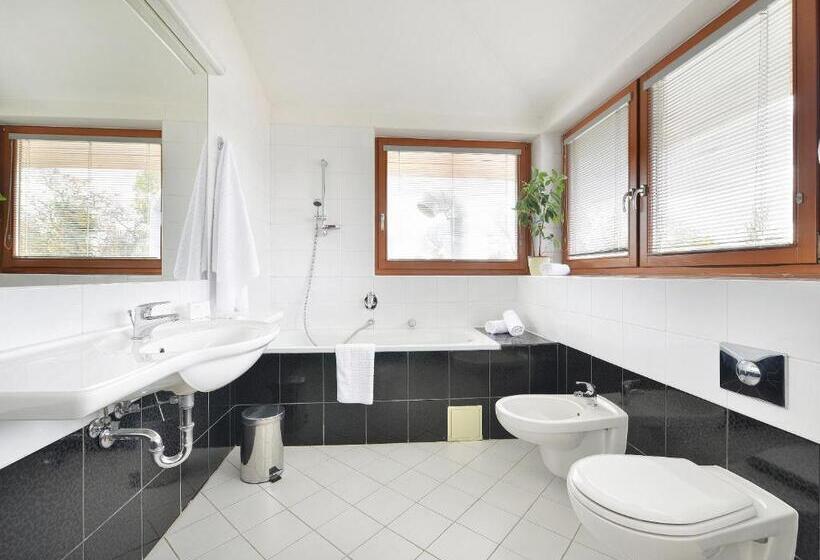 套房, Ea Hotel Populus