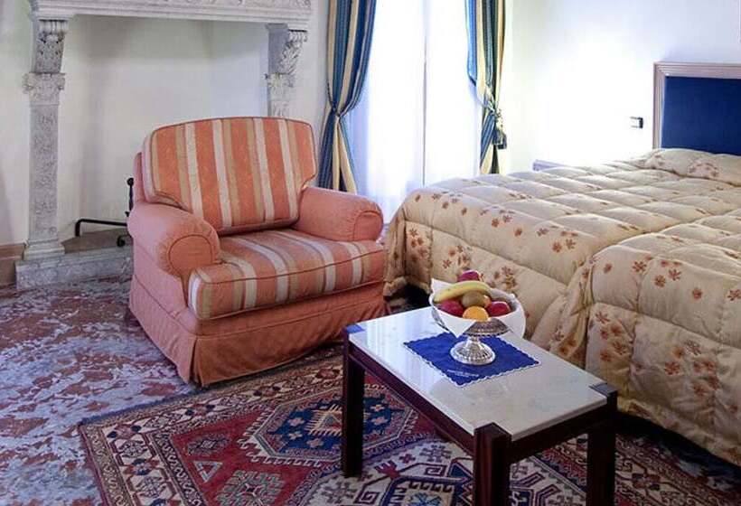 Family Room, Foscari Palace