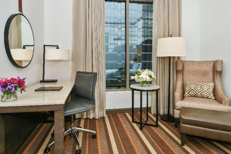 סוויטת ג'וניור מיטת קינג, Hilton Dallas/park Cities