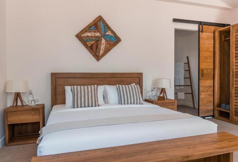 اتاق استاندارد با تخت بزرگ, The Mooring Resort