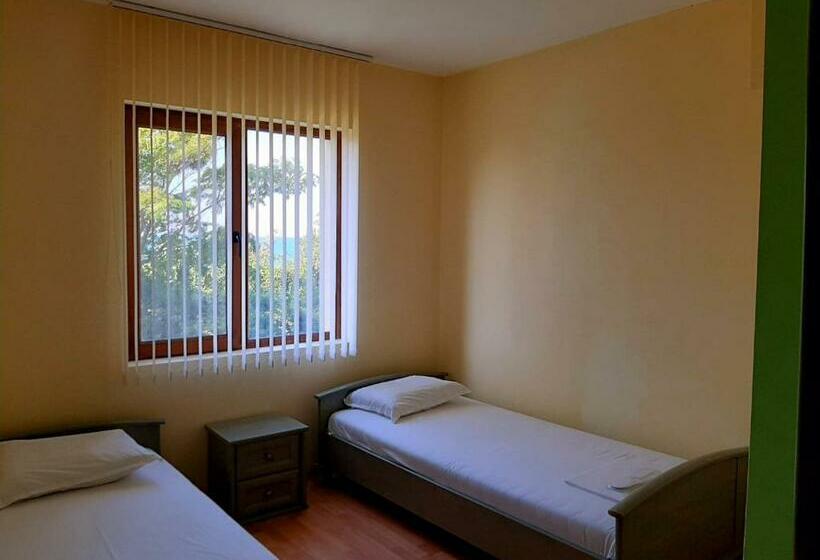 침실 3개 아파트, Villa Romana