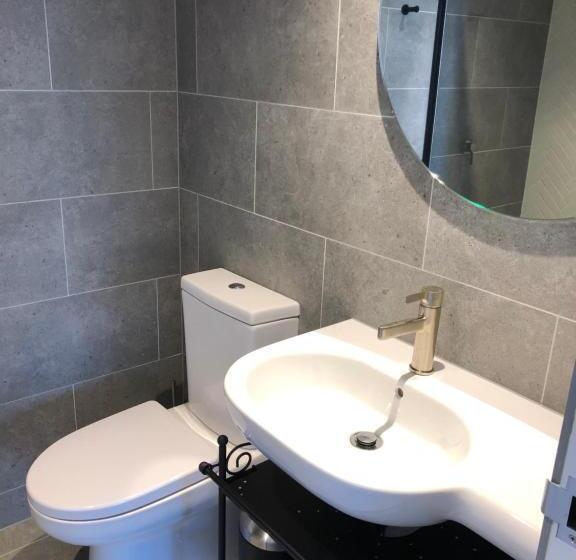 带2个卧室的公寓, Q Squared Serviced Apartments