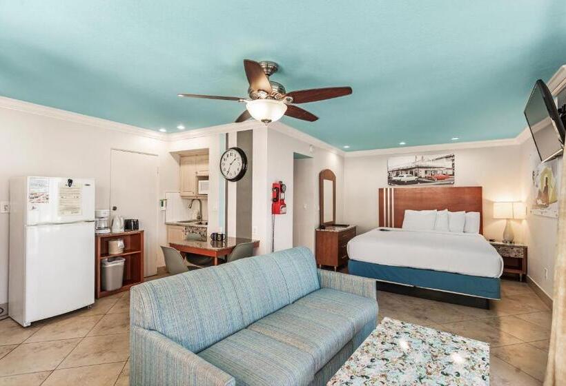 Люкс Кровать Кинг, Plaza Beach Hotel   Beachfront Resort