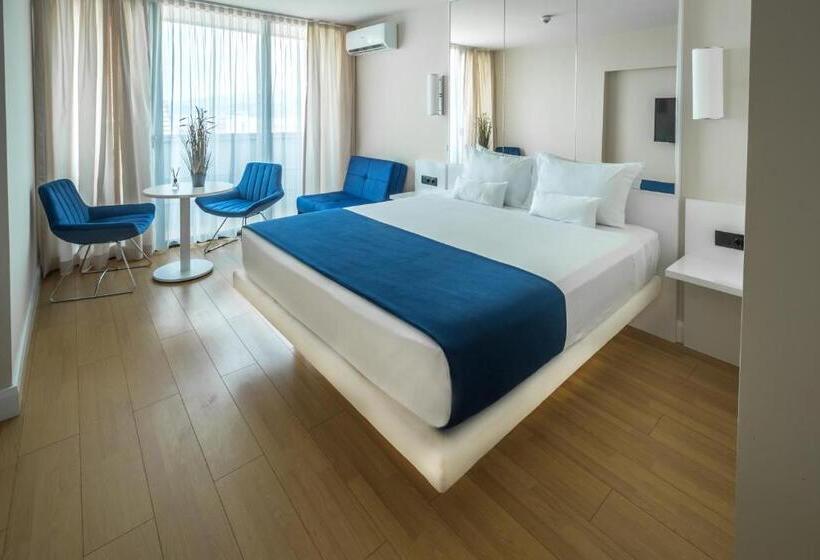 اتاق سوپریور با چشم‌انداز دریا, Orbi City Hotel Official