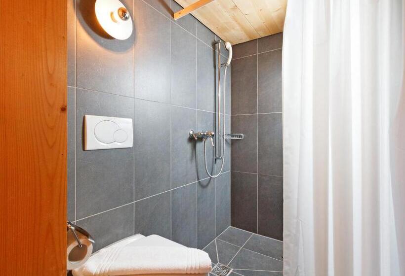 اتاق استاندارد یک نفره, Hirschen Guesthouse   Village