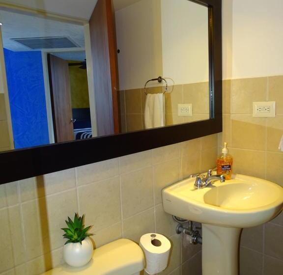 1 Schlafzimmer Apartment mit Balkon Poolblick, Jaco Beach Condos