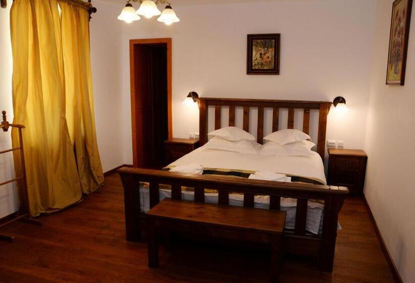 اتاق استاندارد, Carolina House
