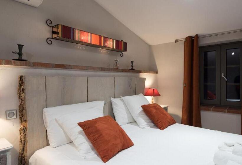 Номер Superior Кровать Кинг, Le Mas Des Colombes Chambres D Hôtes B&b & Spa