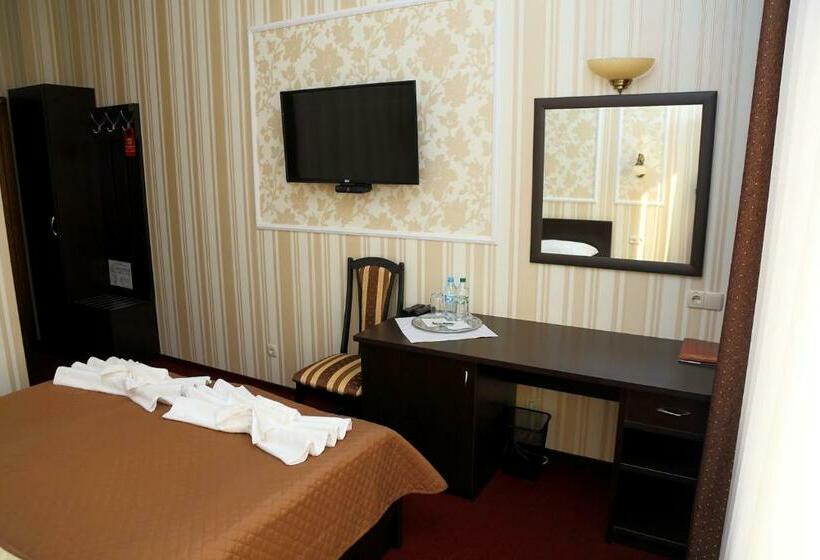 Номер Стандарт, Best Hotel And Restaurant Complex