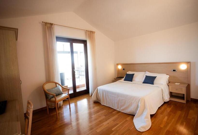 Полулюкс с Балконом, Magnificat Hotel&resort
