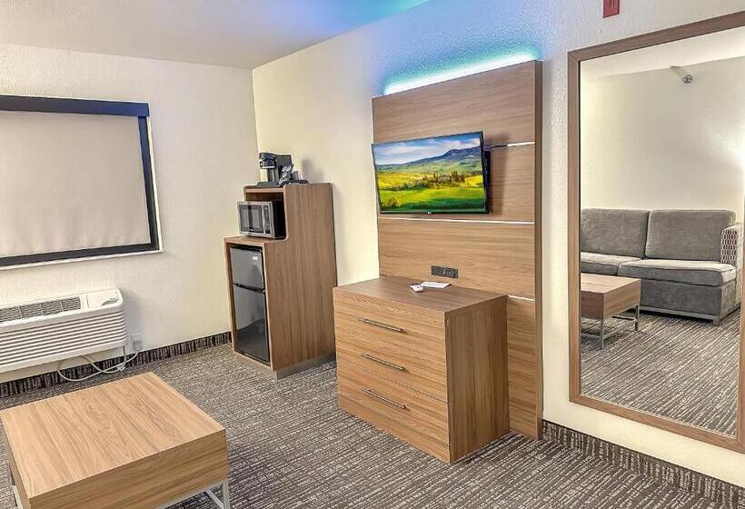 Люкс Повышенной Комфортности, Estherville Hotel & Suites