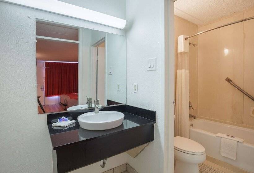 스탠다드 룸 더블 침대 2개, Motel 6 Tifton, Ga