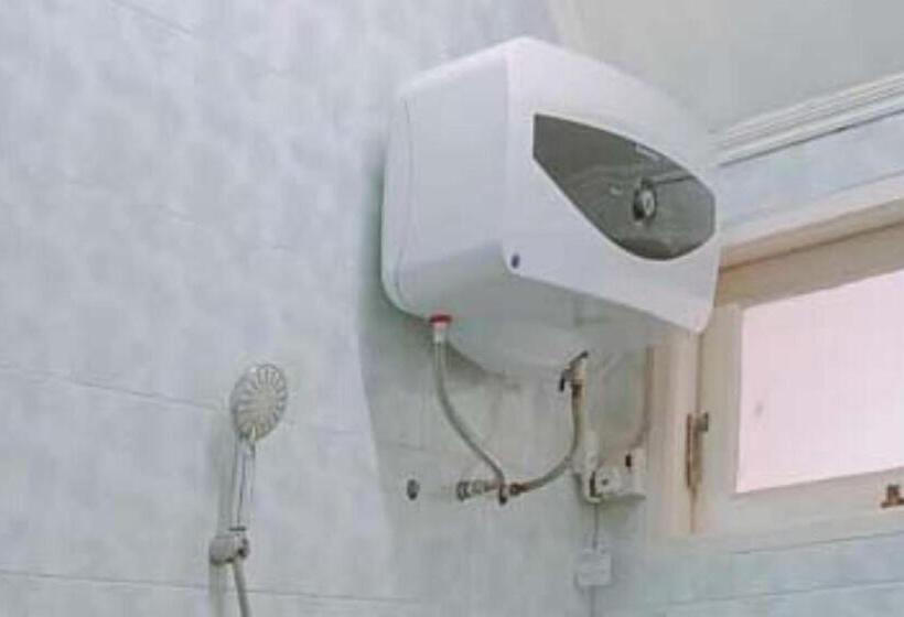Camera Standard Singola Bagno Condiviso, Villa Lotus E06 Syariah Redpartner