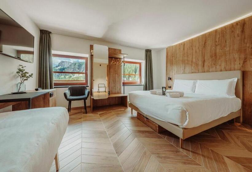 غرفة قياسية ثلاثية, B&b Hotel Passo Tre Croci Cortina