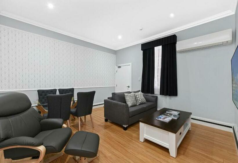 Апартаменты 1 Спальня, The Star Boutique Apartments