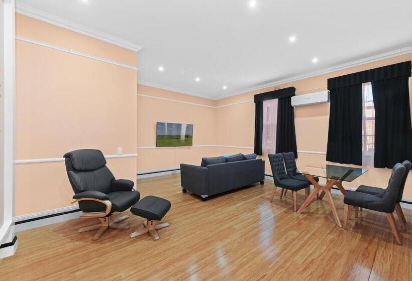 Апартаменты 1 Спальня, The Star Boutique Apartments